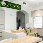 Optic store photo