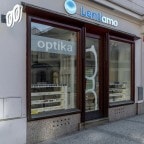 Optic store photo