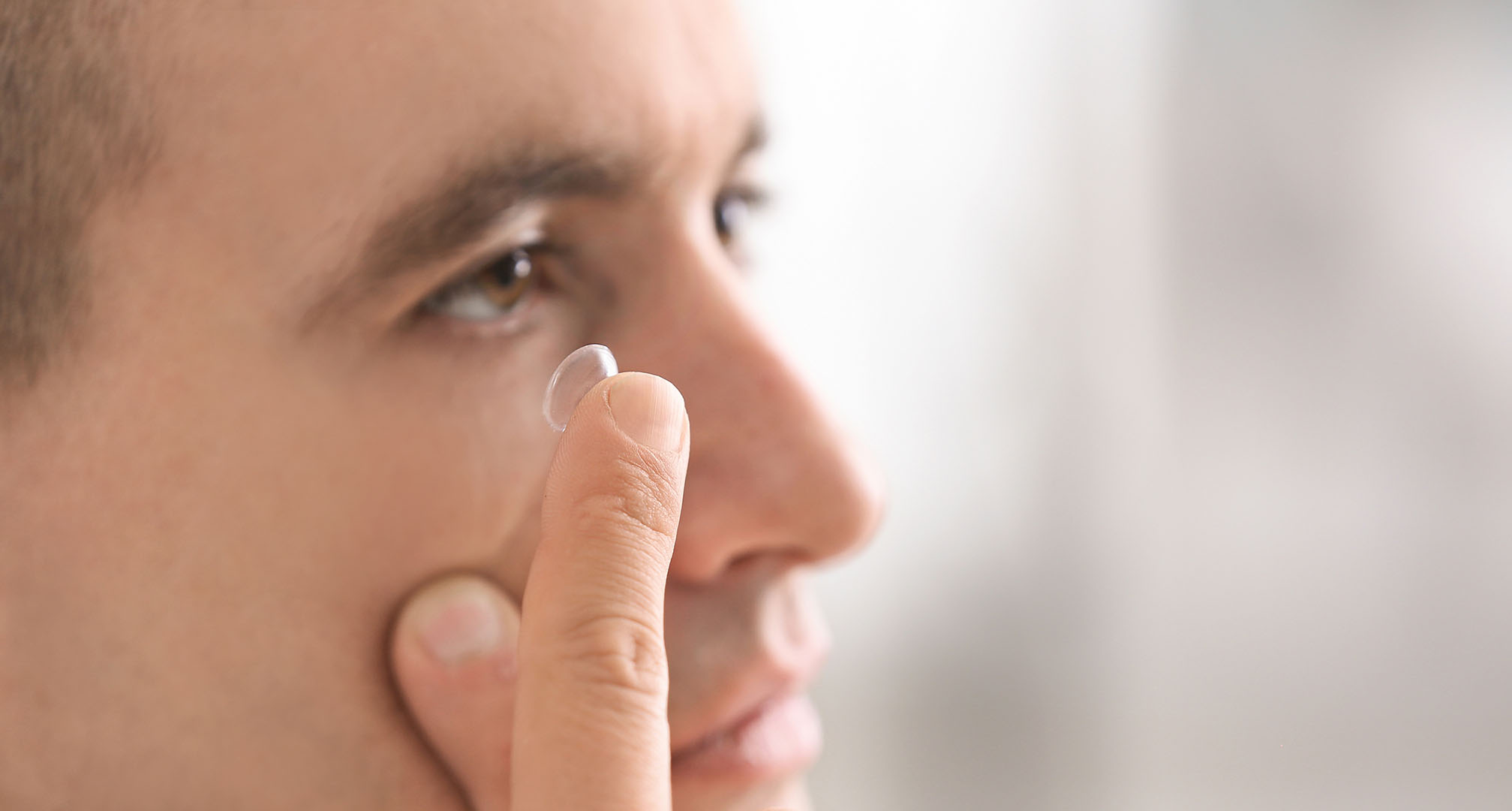 Is it safe to wear contact lenses