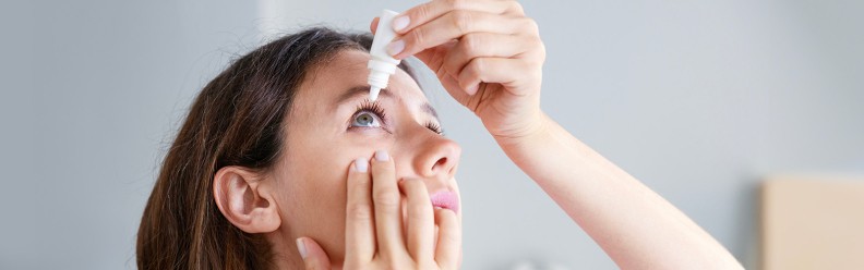 Můžete použít roztok na kontaktní čočky jako oční kapky?