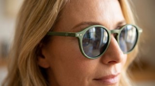 Izipizi Sun #D Kaki Green Vygenerovaný obrázek