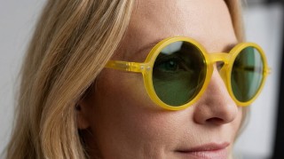 Izipizi Sun #G Yellow Honey Vygenerovaný obrázek
