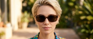Ray-Ban RB4068 642/57 60 Ženský model zepředu