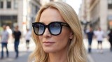 Tom Ford Beatrix-02 FT0613 01W 52 Vygenerovaný obrázek