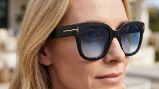 Tom Ford Beatrix-02 FT0613 01W 52 Vygenerovaný obrázek